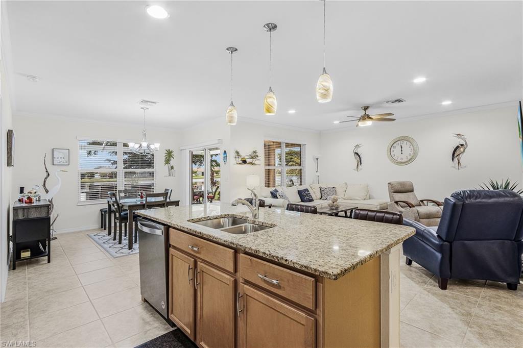 15263 Yellow Wood Dr Property Photo 15