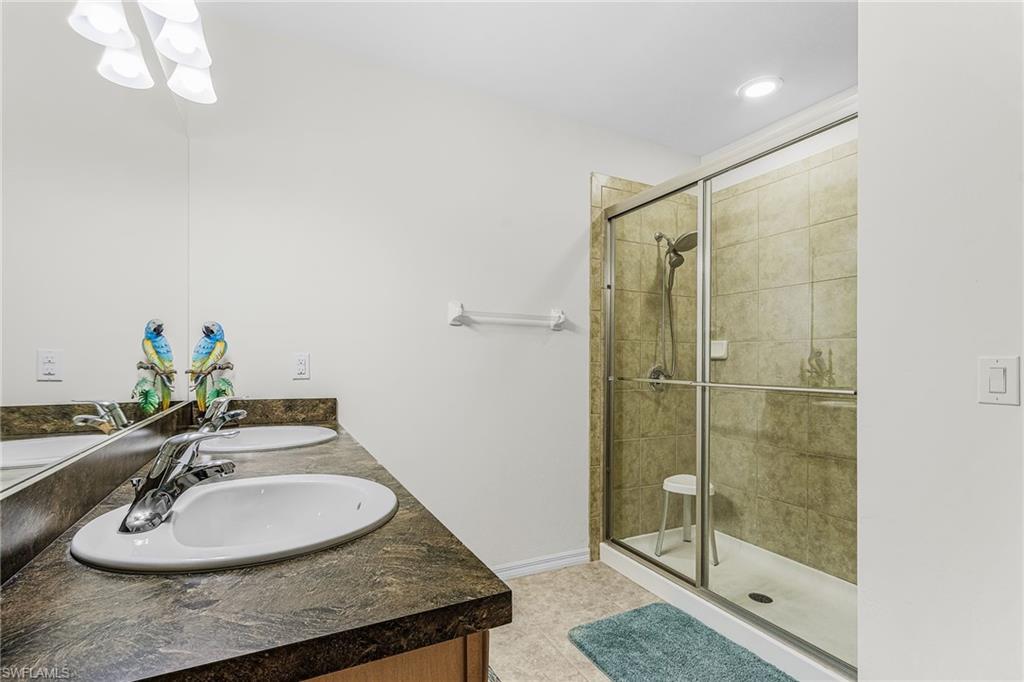 15263 Yellow Wood Dr Property Photo 22