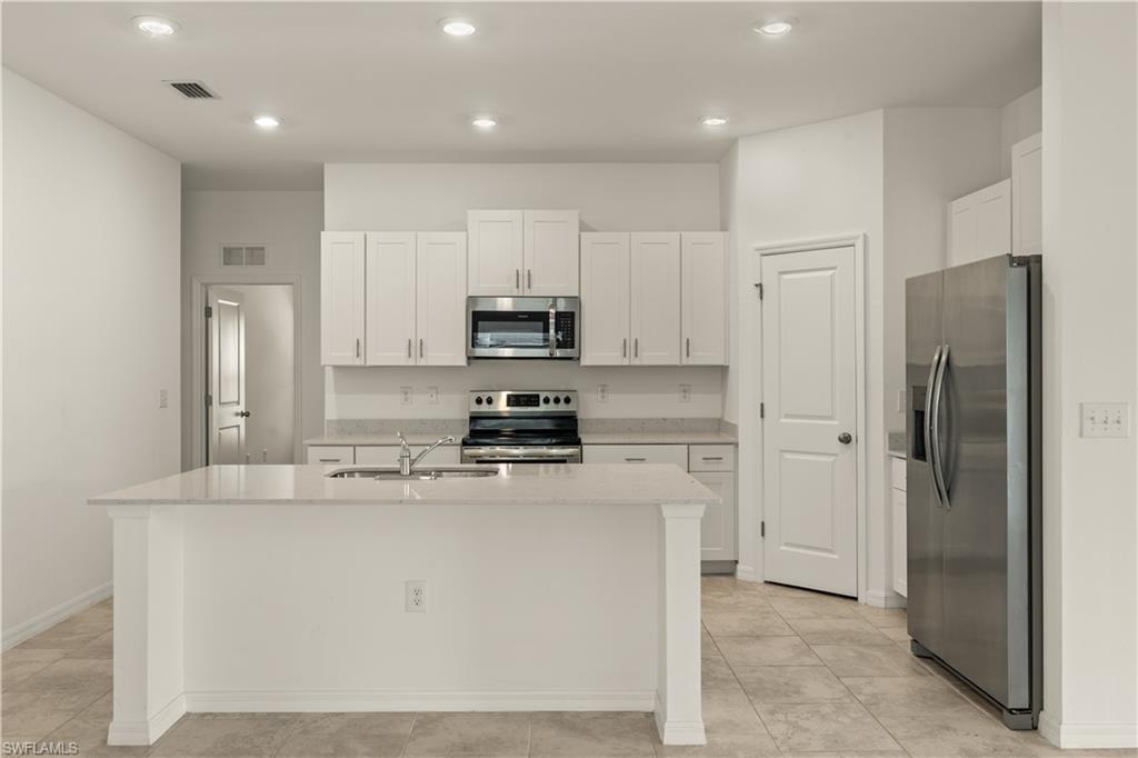 4037 Villa Doria Ct Property Photo 6