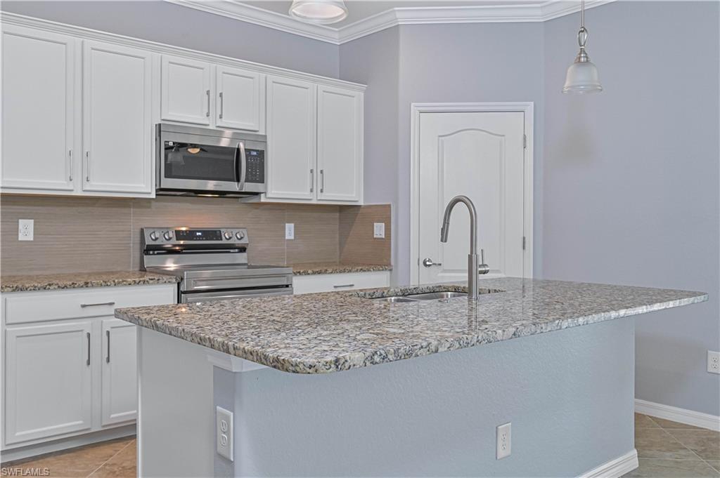 16088 Palmetto Prairie Dr Property Photo 5