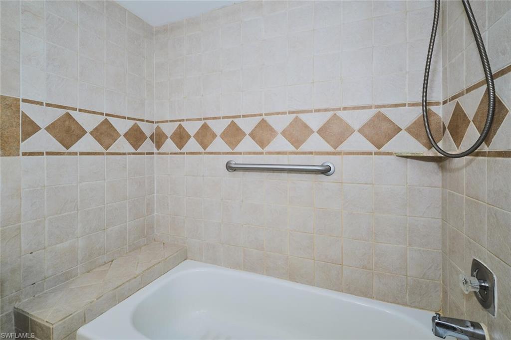 4707 Se 5th Ave 102 Property Photo 22