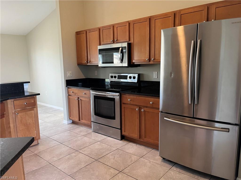 1821 Sw 22nd Ln Property Photo 2