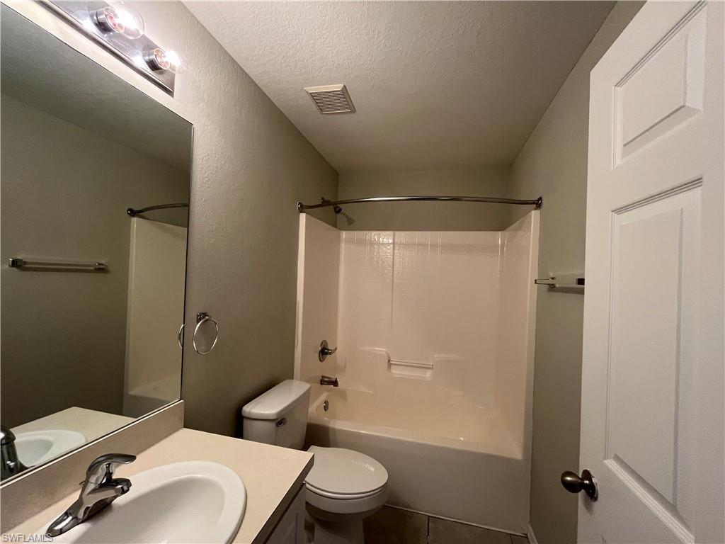 1821 Sw 22nd Ln Property Photo 12