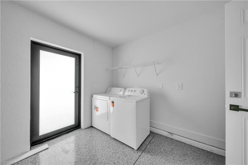 4541/4543 25th St Sw Property Photo 10