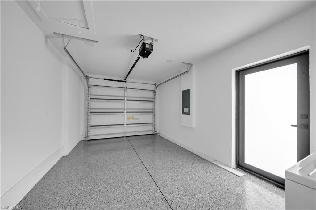 4541/4543 25th St Sw Property Photo 11
