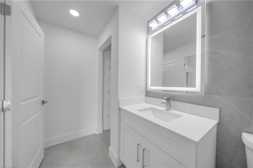 4541/4543 25th St Sw Property Photo 23