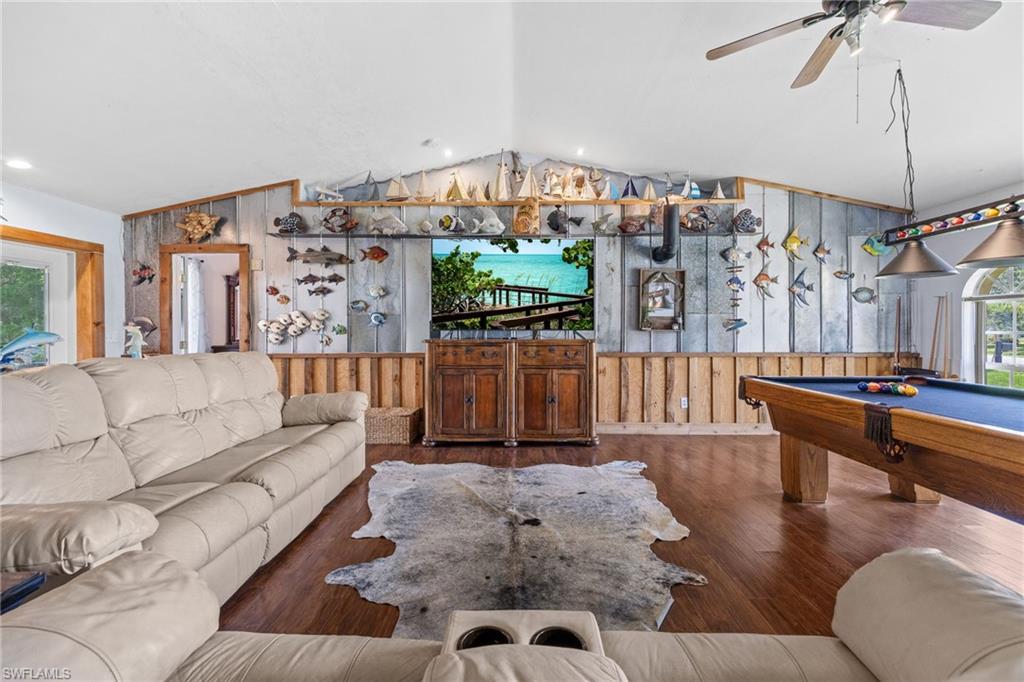 11402 Habersham Ct Property Photo 12