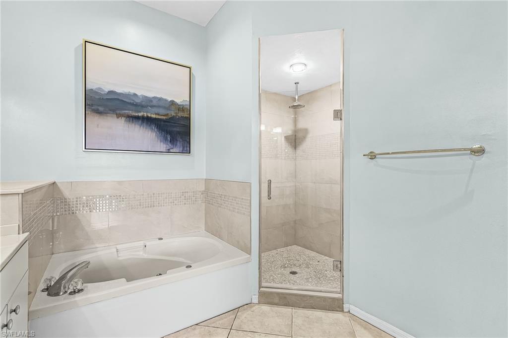 9860 Mainsail Ct Property Photo 14