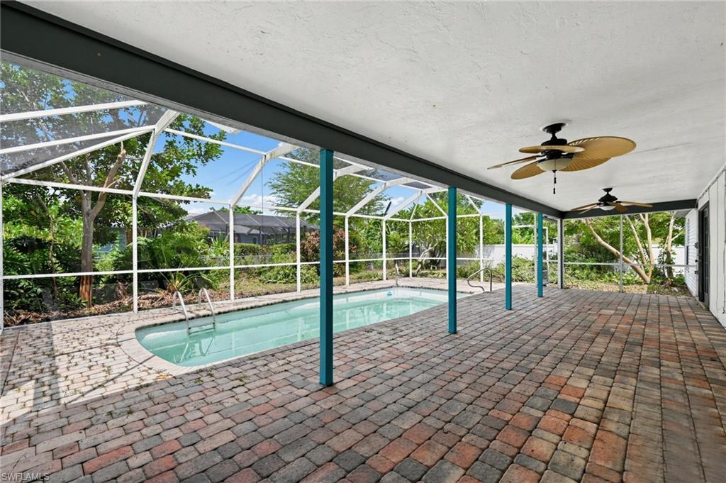 1325 Sw 25th Ter Property Photo 4