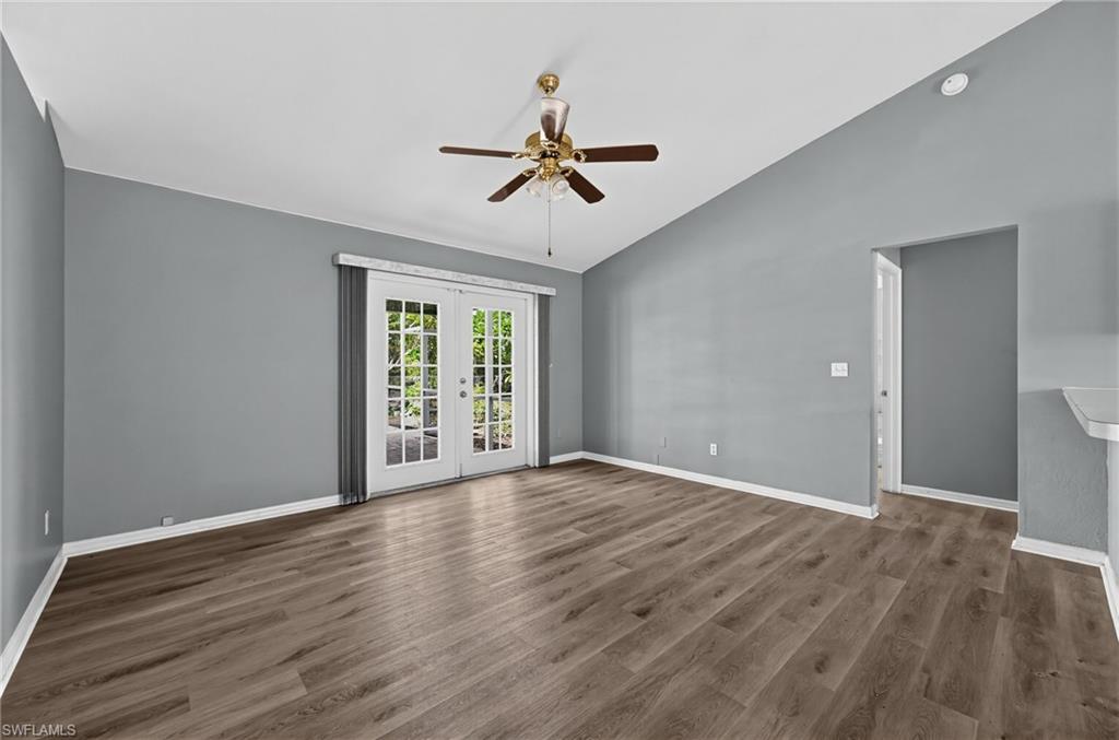 1325 Sw 25th Ter Property Photo 8