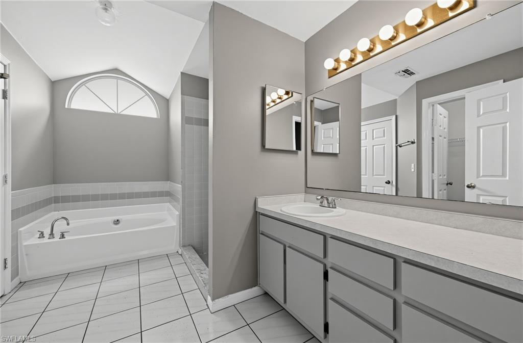 1325 Sw 25th Ter Property Photo 27