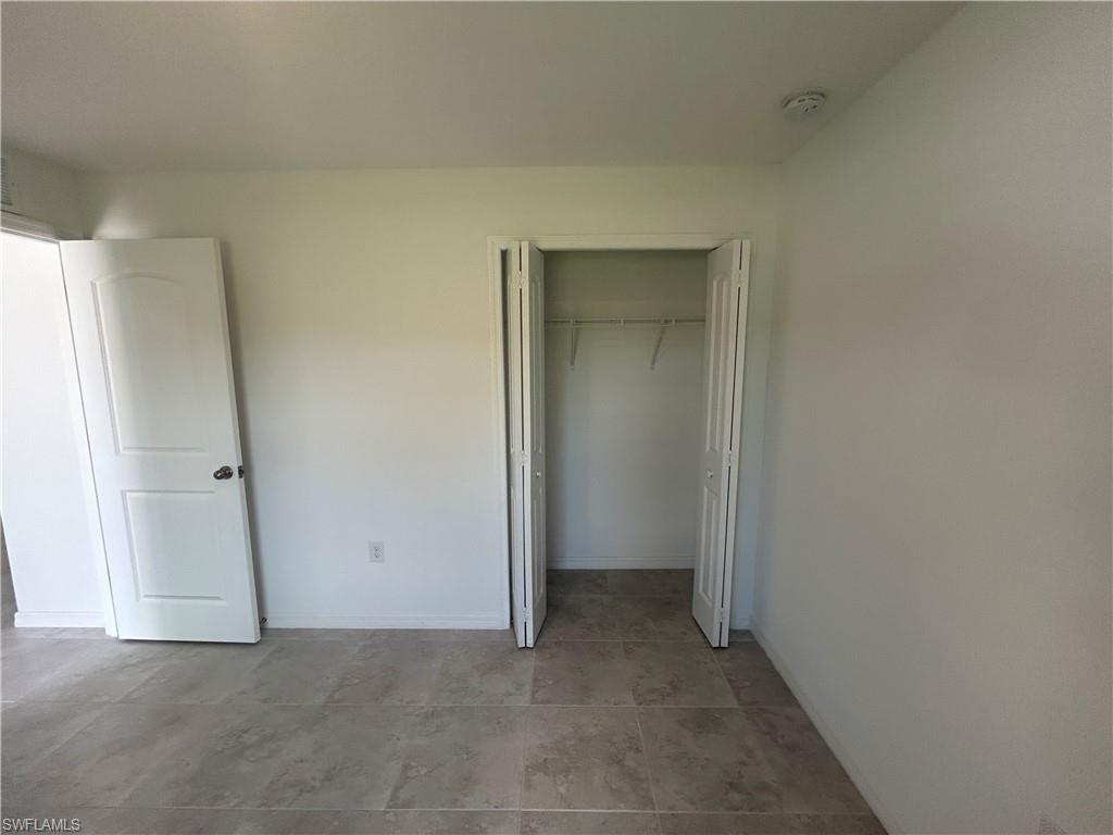 2825 Nw 25 Ln Property Photo 5