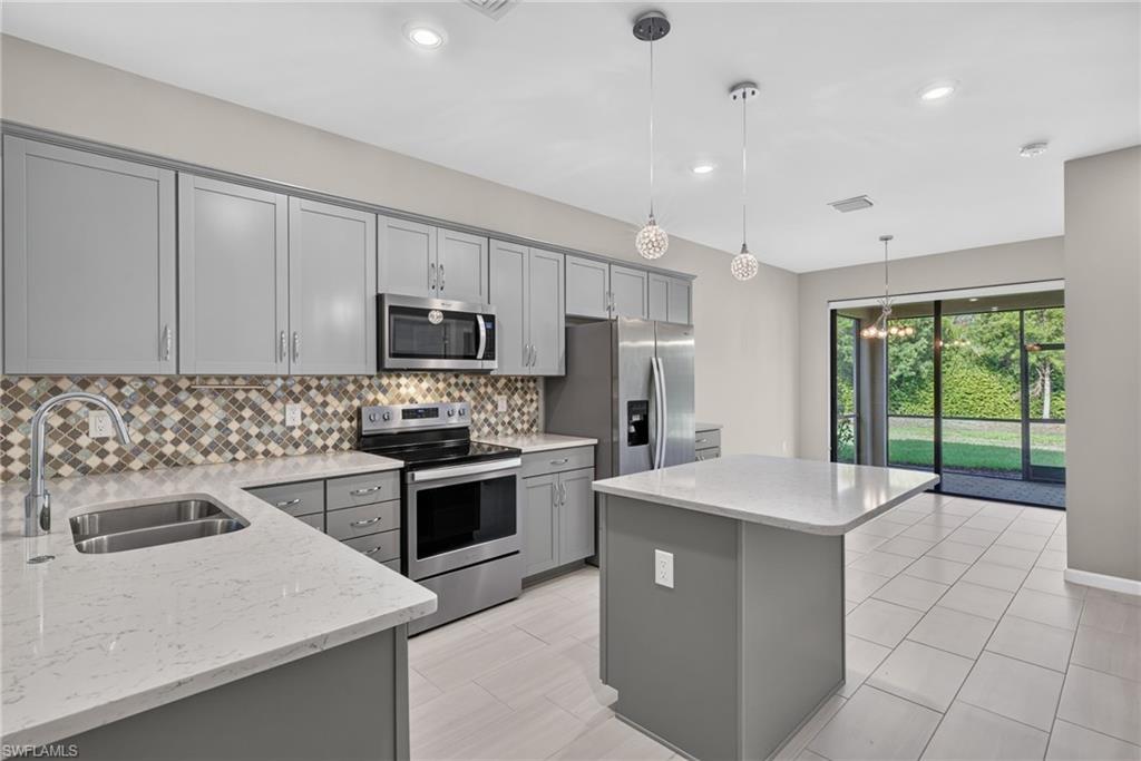 3946 Spotted Eagle Way Property Photo 12