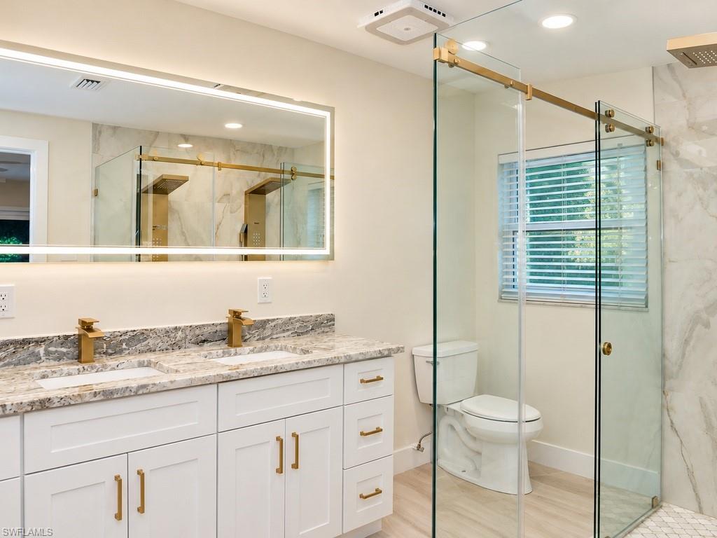 5687 Eichen Cir E Property Photo 10