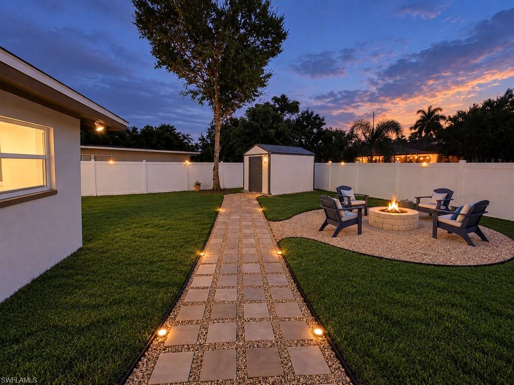 5687 Eichen Cir E Property Photo 15