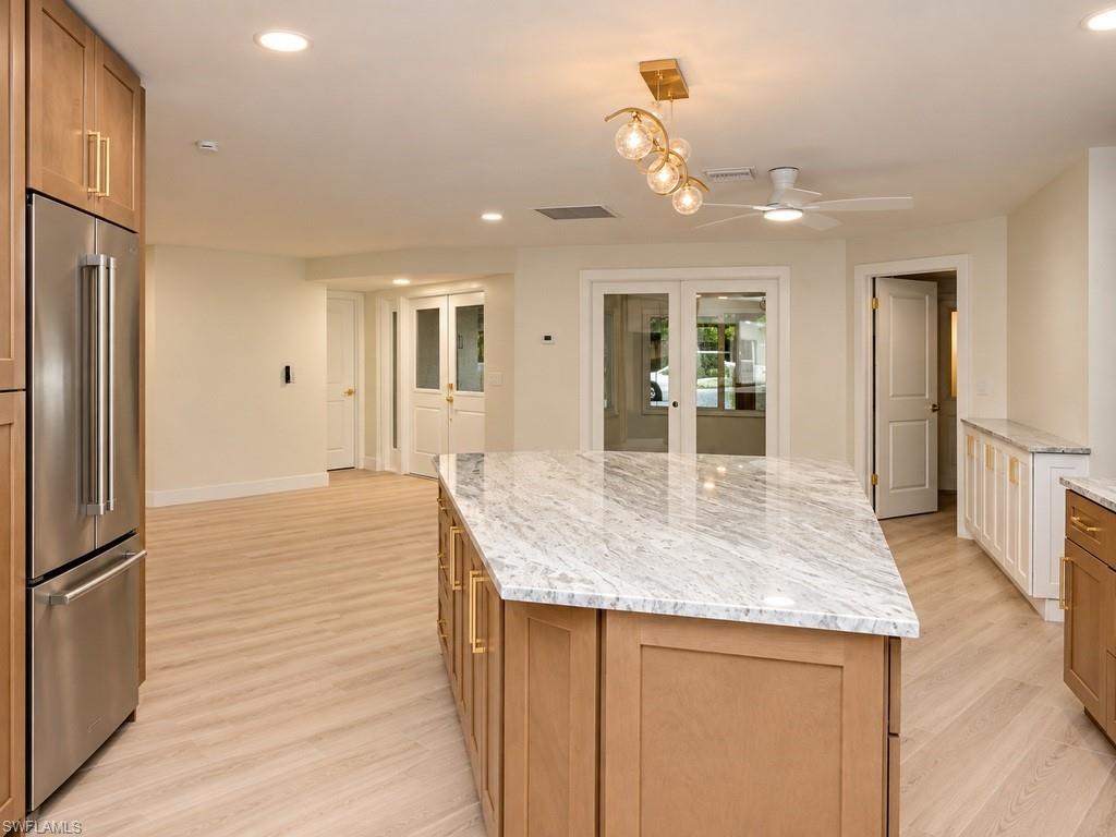 5687 Eichen Cir E Property Photo 20