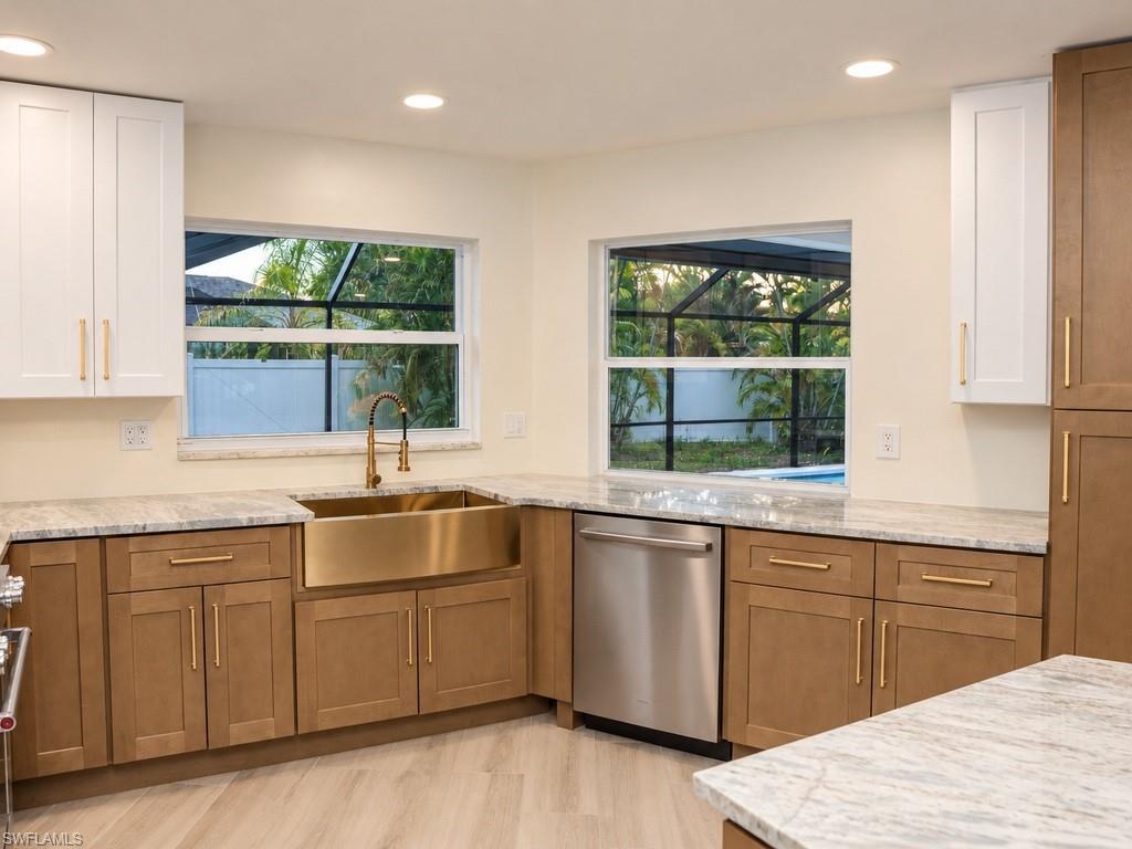 5687 Eichen Cir E Property Photo 21