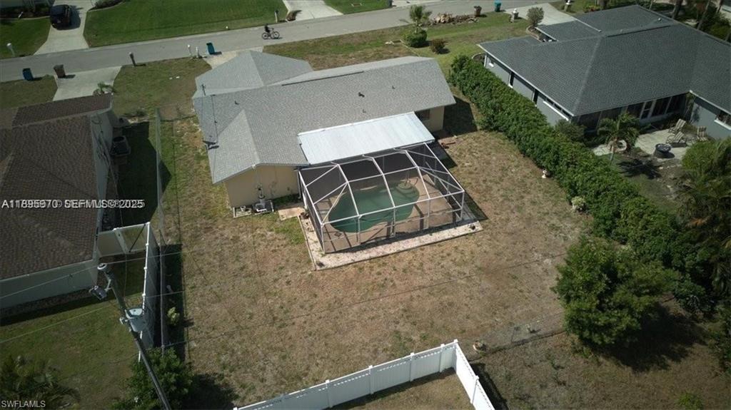 915 SE 20th ST Property Photo 1
