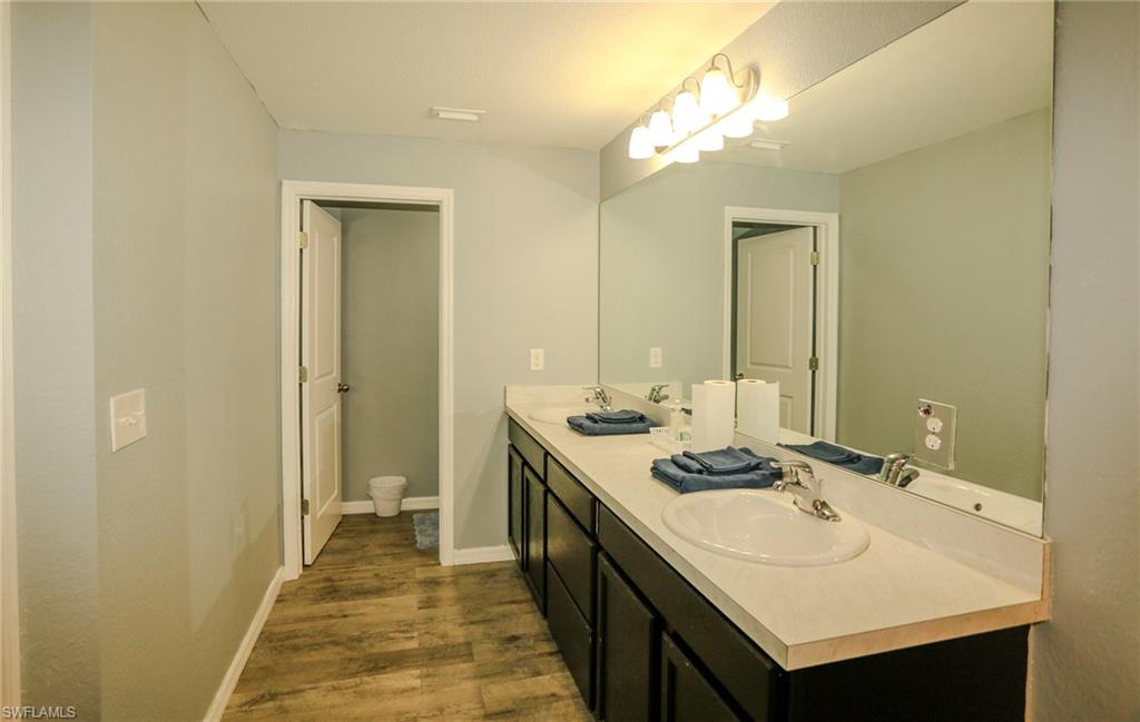 1902 Sw 26th St Property Photo 11