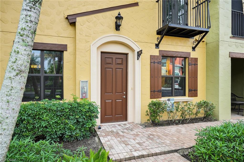 9064 Capistrano St N 5004 Property Photo 4