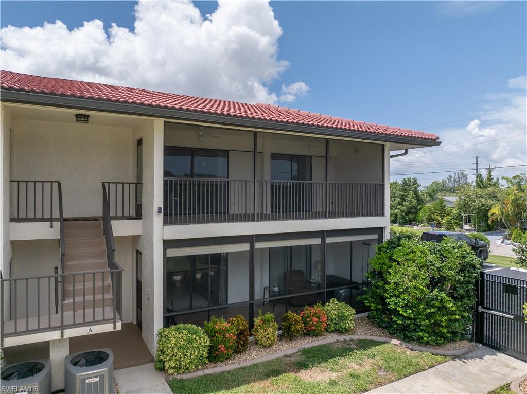 4705 Santa Barbara Blvd 3 Property Photo 4
