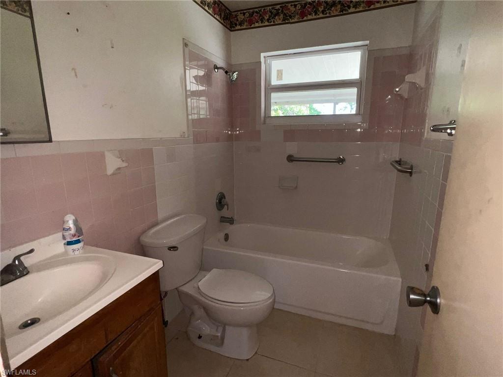 311 W El Paso Ave Property Photo 8