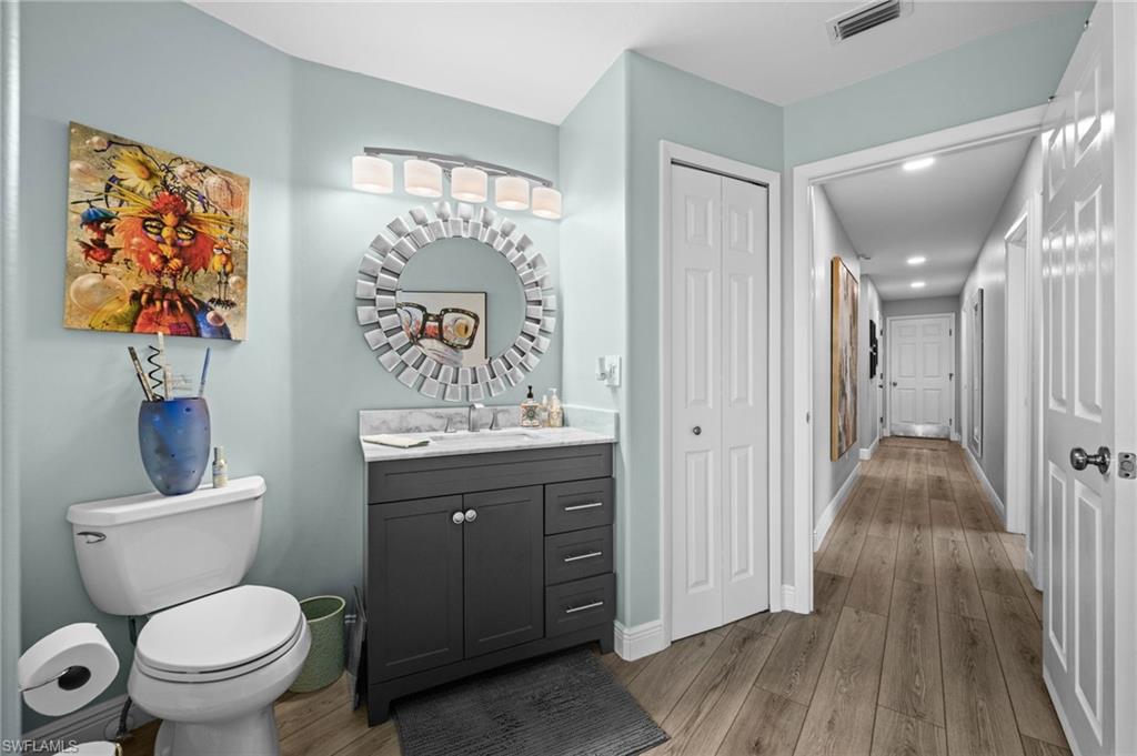 2212 Sw 44th Ter Property Photo 35