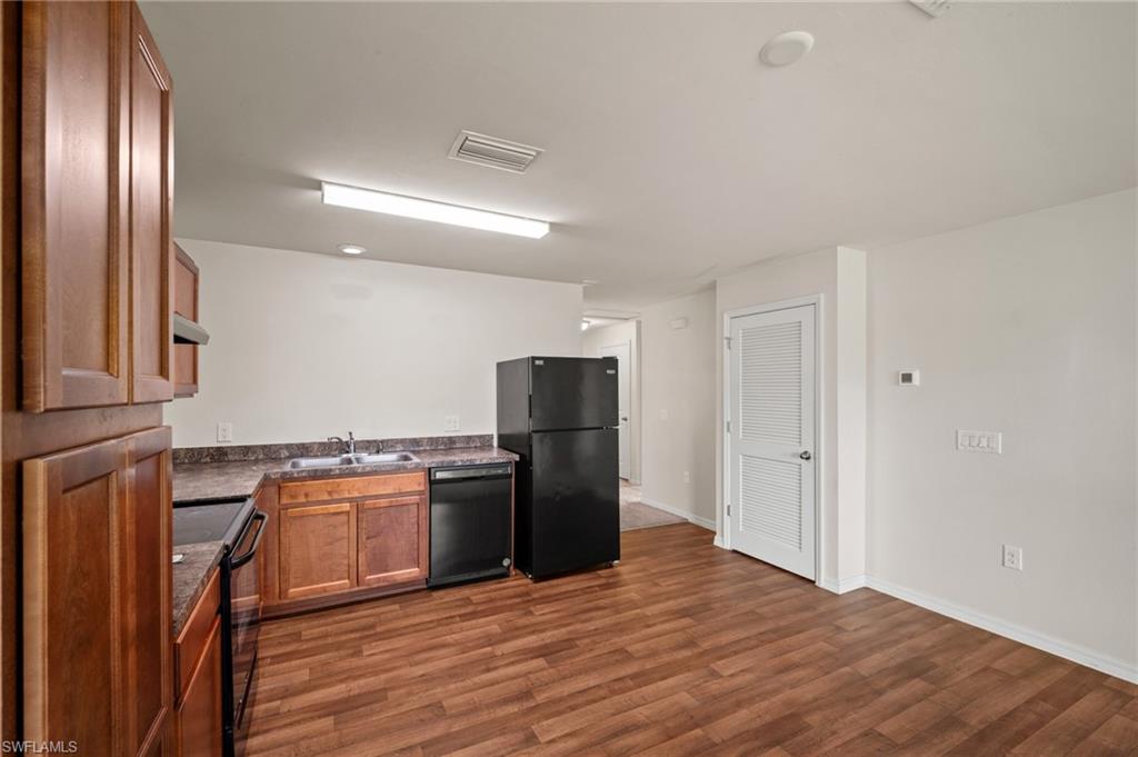 18321 Gibraltar Ln Property Photo 9