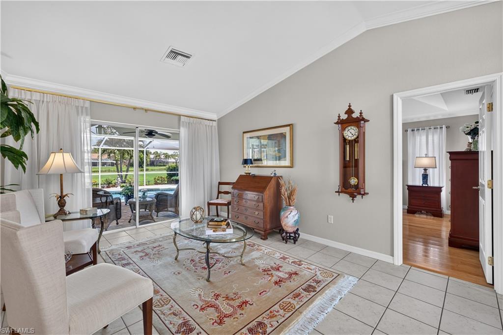 7585 Eaglet Ct Property Photo 4