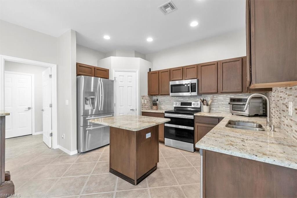 17404 Delaware Rd Property Photo 8