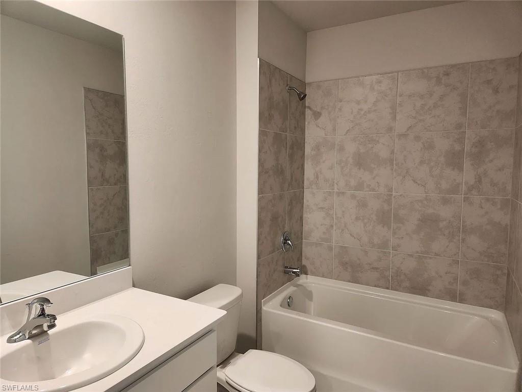 20580 Charles St Property Photo 7