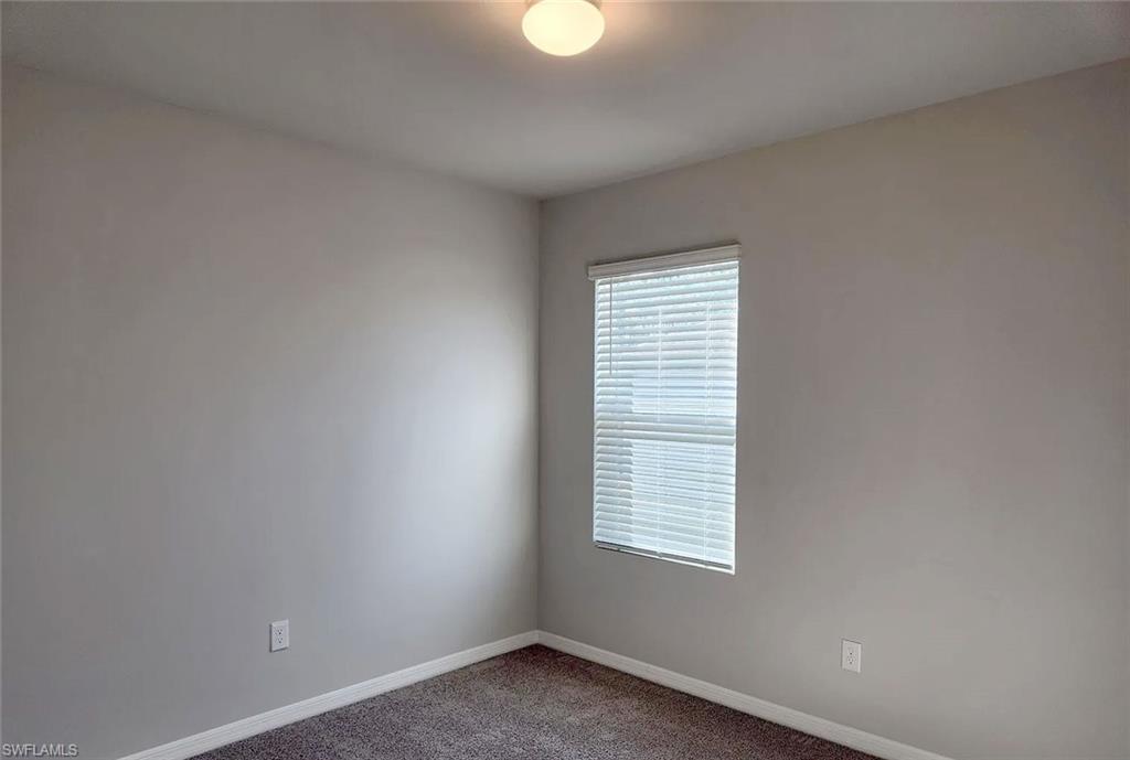 20580 Charles St Property Photo 8