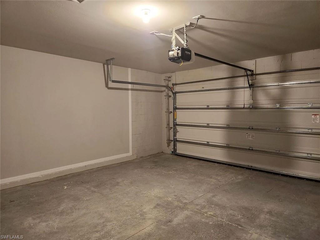 20580 Charles St Property Photo 14
