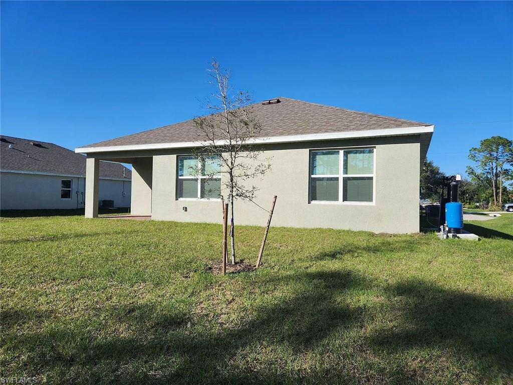 20580 Charles St Property Photo 15