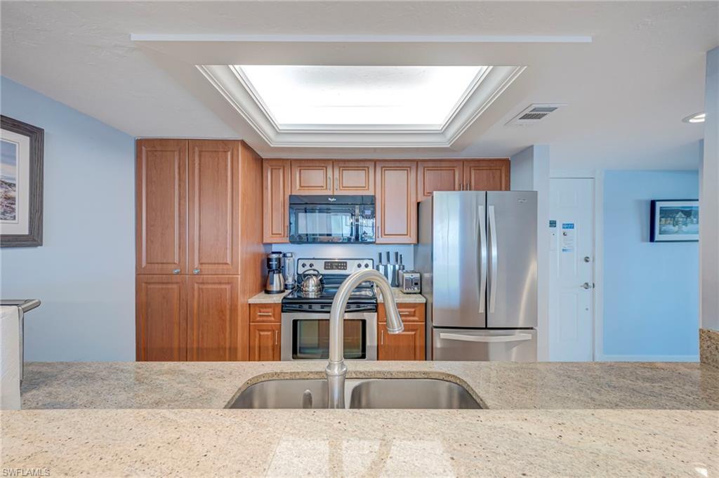 17080 Harbour Point Dr 711 Property Photo 8