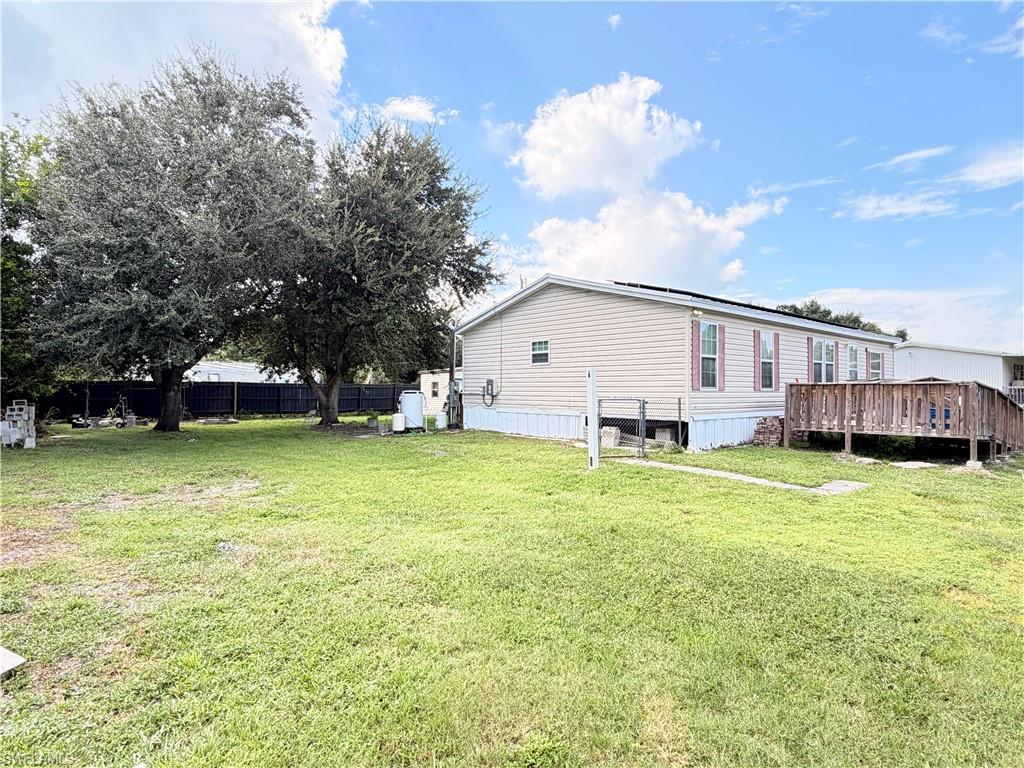 8240 Penny Dr Property Photo 2