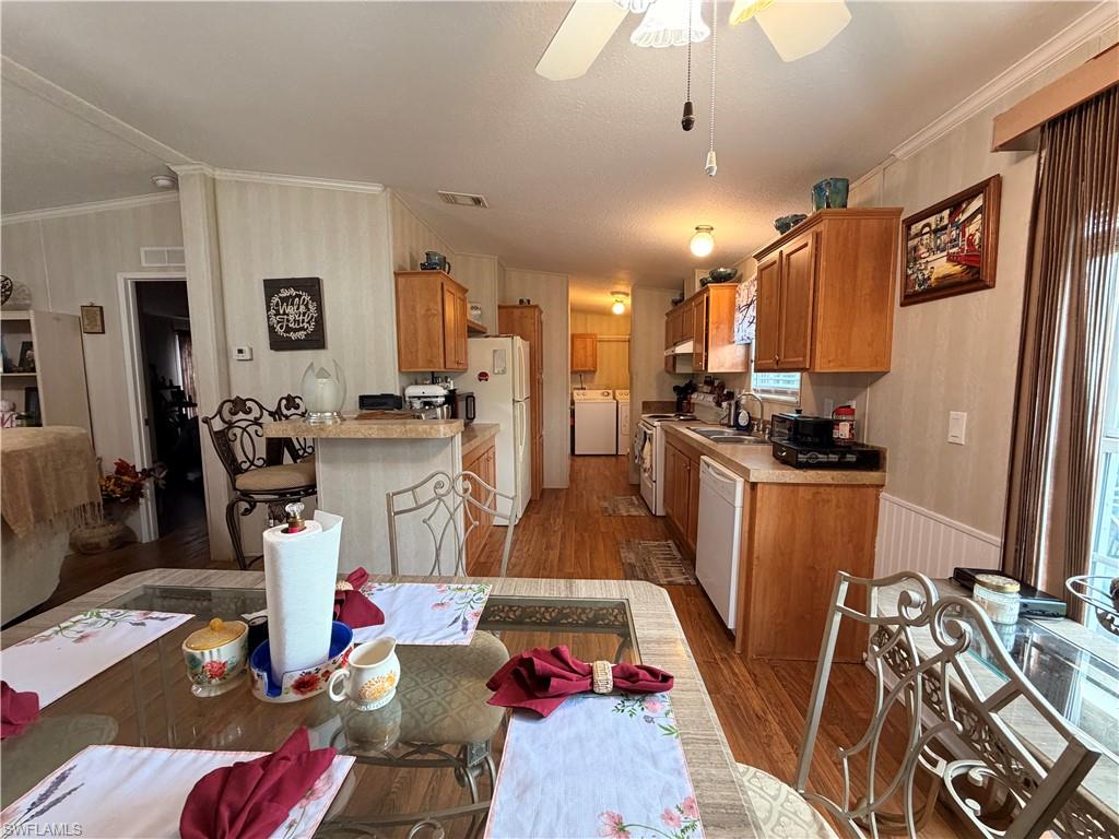 8240 Penny Dr Property Photo 13