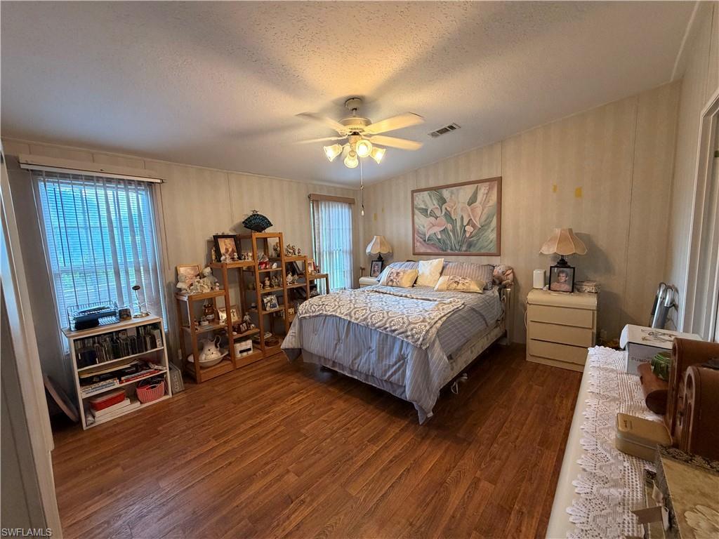 8240 Penny Dr Property Photo 16