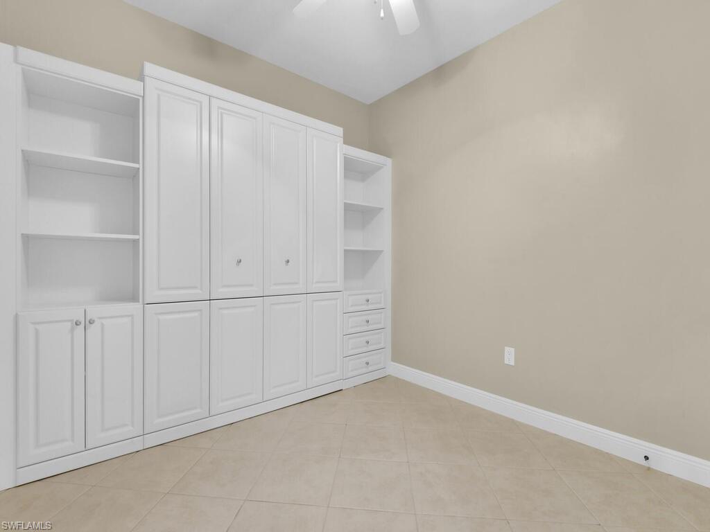 2745 1st St 1006 Property Photo 27