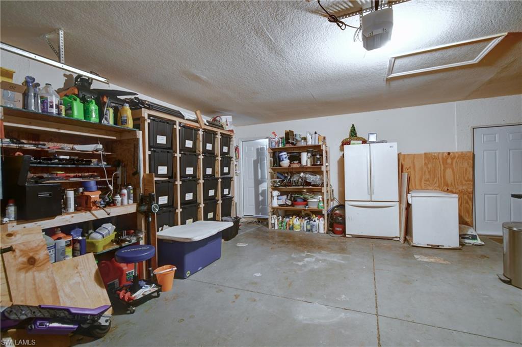 1116 Crestwood St E Property Photo 30