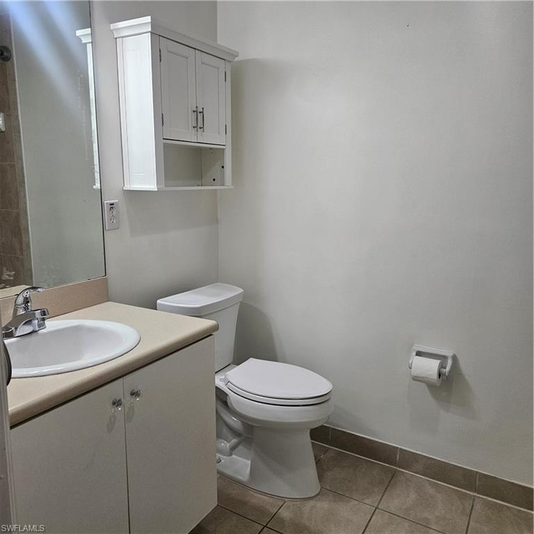 8513 Bernwood Cove Loop 204 Property Photo 6
