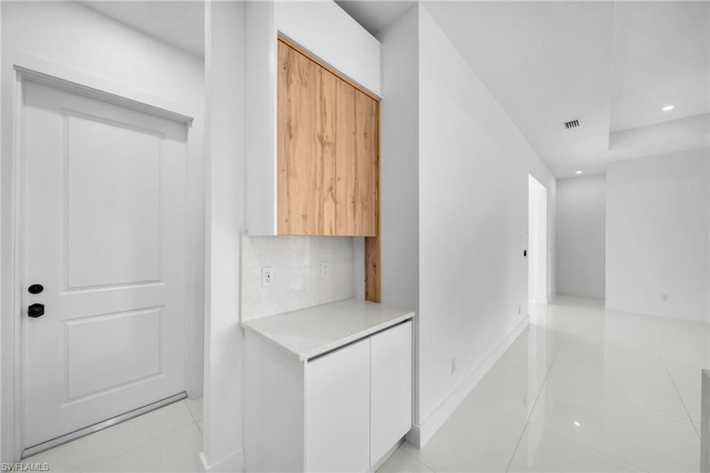 3338 Ne 9th Pl Property Photo 13