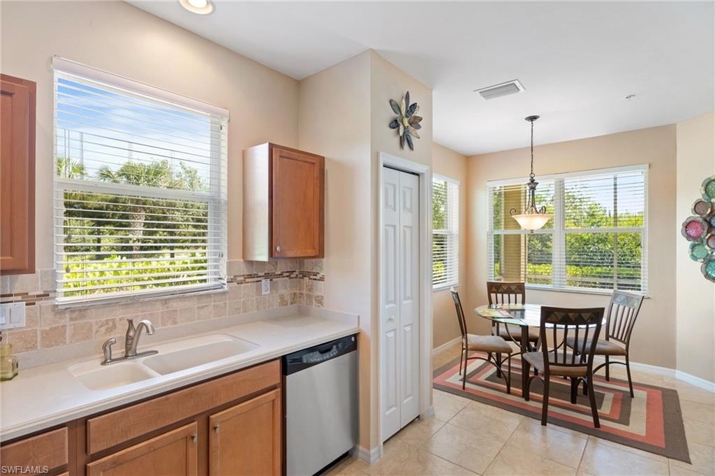 14573 Abaco Lakes Dr 101 Property Photo 13