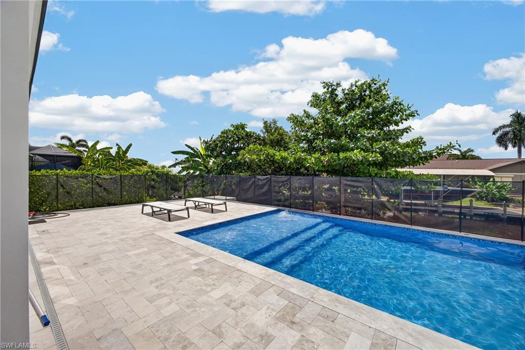 1882 Coral Point Dr Property Photo 31