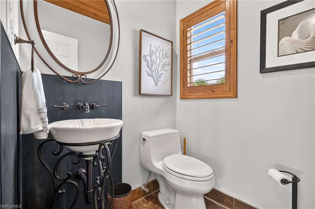 1828 Buckthorn Ln Property Photo 25