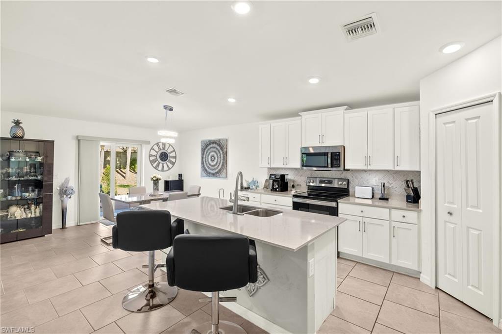 3813 Treasure Oak Way Property Photo 10