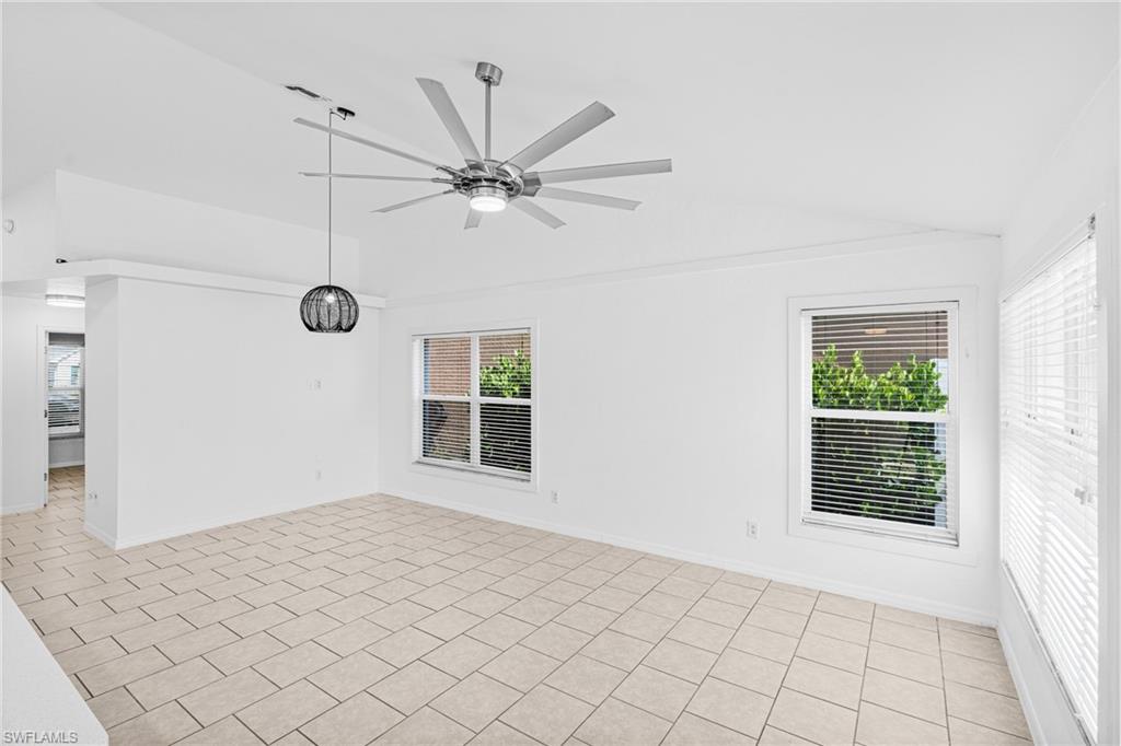 15064 Cloverdale Dr Property Photo 11
