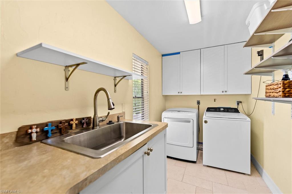 3 Beach Homes Property Photo 25