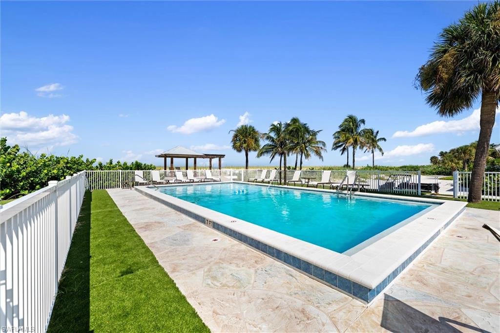 3 Beach Homes Property Photo 28