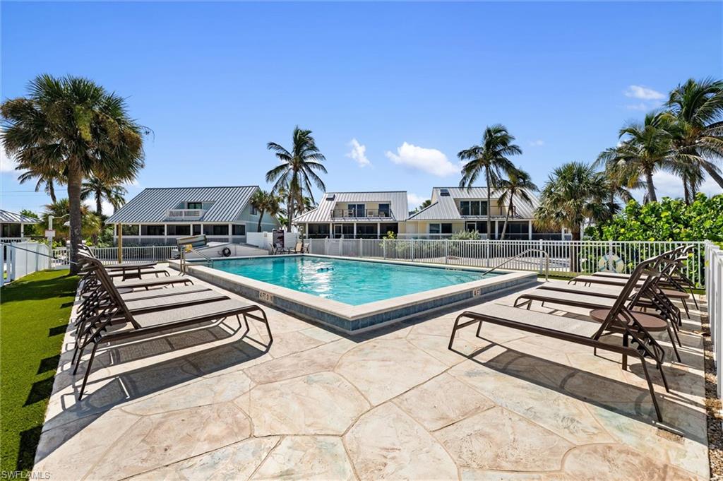 3 Beach Homes Property Photo 29